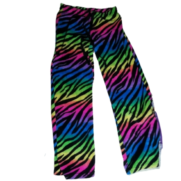 Pyjama pants 2/$7 - Picture 2 of 10